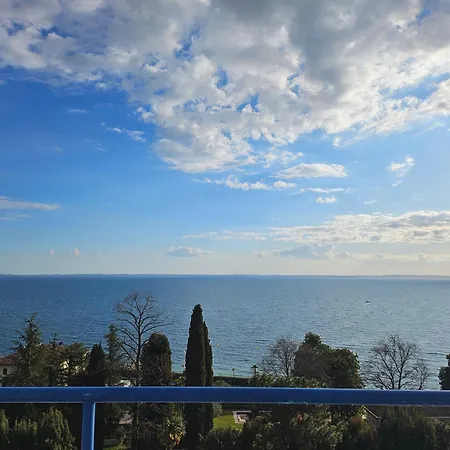 Dani's Lakeside In Euroresidence גארדה